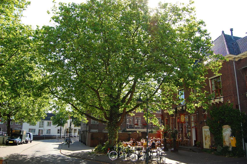 Hotel De Plataan Delft Centrum Exterior photo